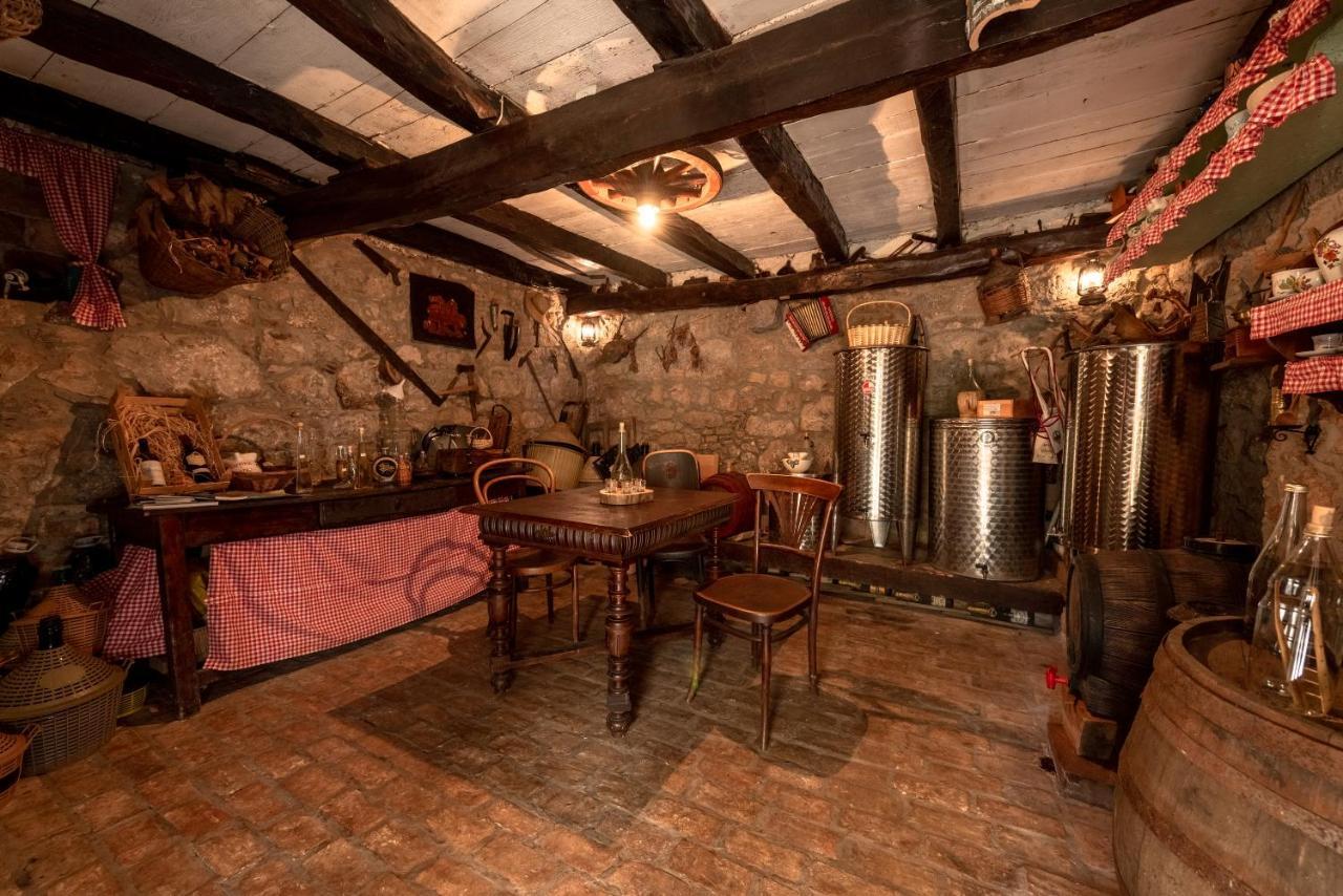 2 Apartments In Old Stone House Near Opatija Ičići Kültér fotó